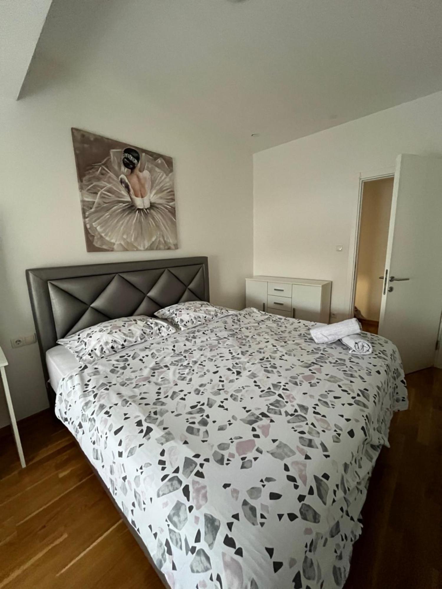 Apartman Masa Μπάνια Λούκα Εξωτερικό φωτογραφία